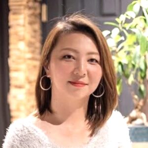 HOLDGS Executive Partner<br />管 沙織（Saori Suga）